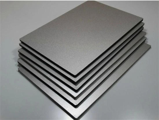 Construcción De Placas Compuestas De Aluminio