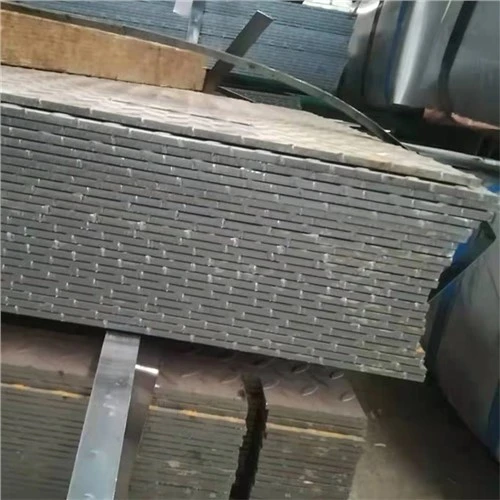 Kub Galvanized Non Slip Pattern Board